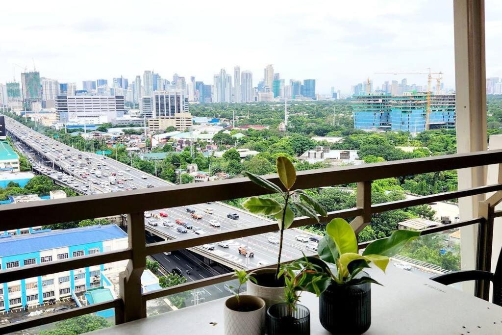 Casa Antonio At Fairway Terraces Family Penthouse 2Br Wi-Fi Nr Golf, Airport, Fort Bgc Manilla Buitenkant foto