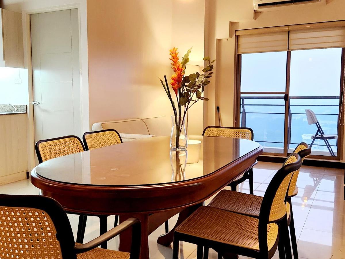 Casa Antonio At Fairway Terraces Family Penthouse 2Br Wi-Fi Nr Golf, Airport, Fort Bgc Manilla Buitenkant foto
