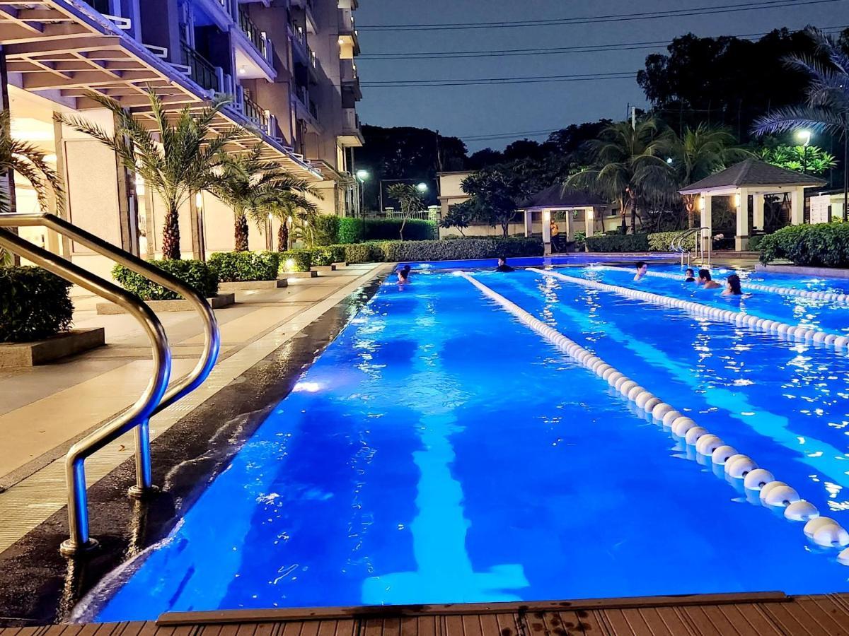 Casa Antonio At Fairway Terraces Family Penthouse 2Br Wi-Fi Nr Golf, Airport, Fort Bgc Manilla Buitenkant foto